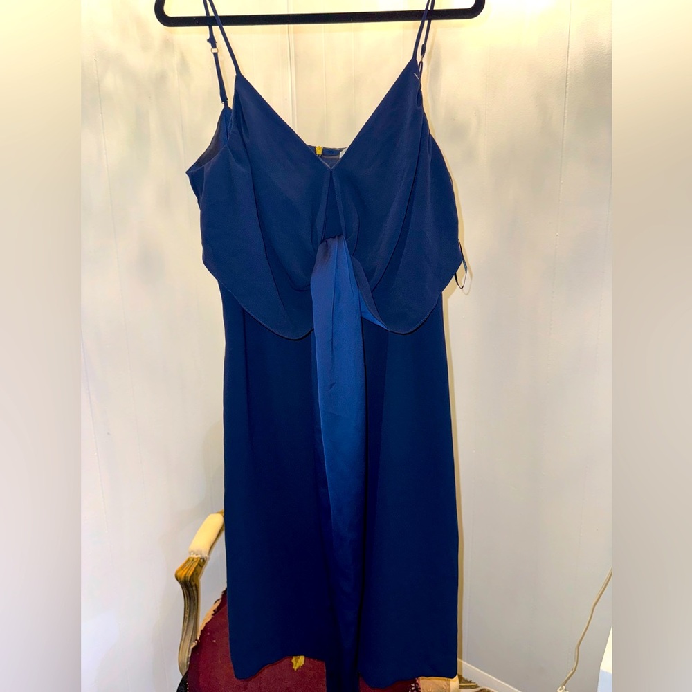 🩷🎀NWT Trina Turk navy blue dress 🩷🎀